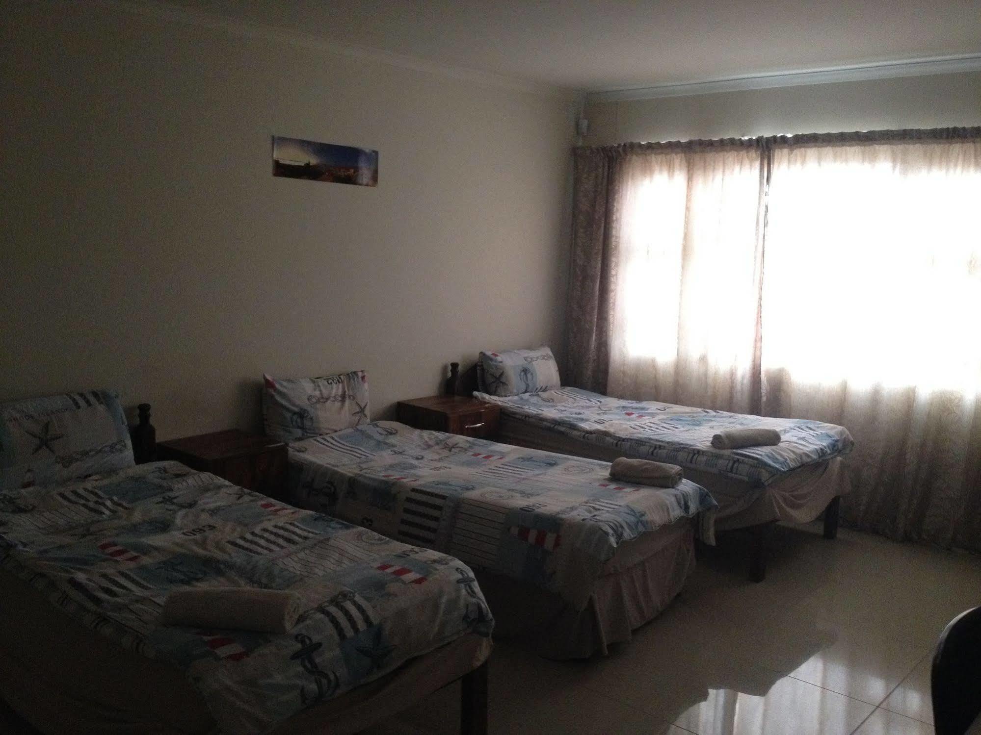 Jessma Bed And Breakfast Walvis Bay Bagian luar foto